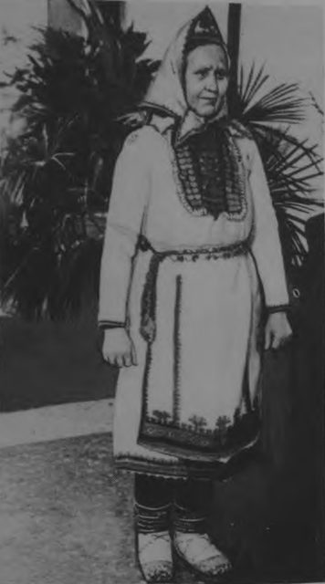 Костюм замужней женщины. Марийская АССР, сернурская группа. НРФ МарНИИ, оп. 4, д. 149. Фото А. Воронцова.