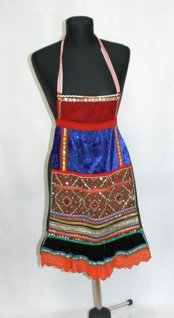 Передник (восточные мари)