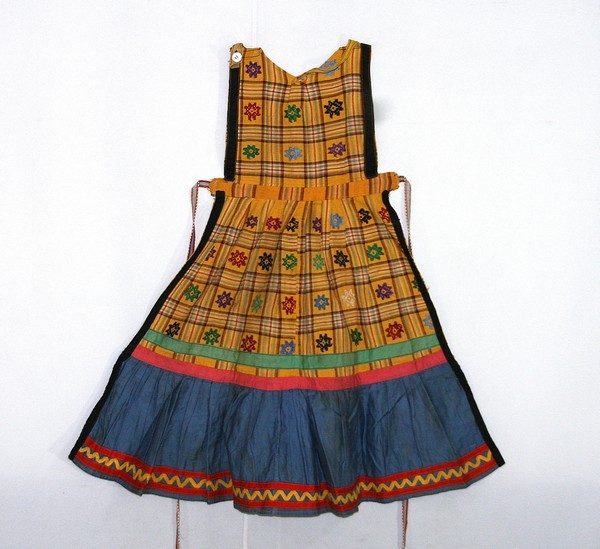 Передник (восточные мари)