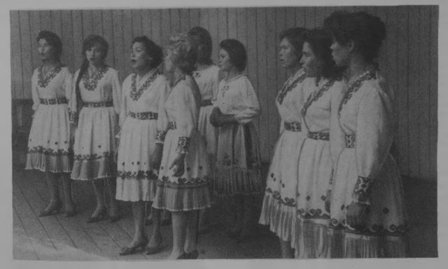 Участницы художественной самодеятельности. 1960-е годы. НРФ РНМЦ.